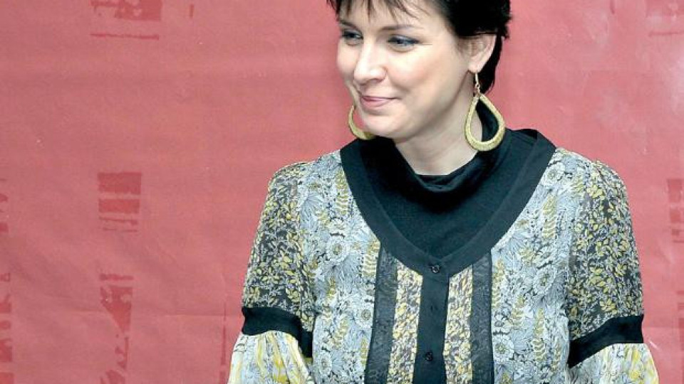 Защо Евгения Калканджиева затвори фризьорския си салон в  Сити център?