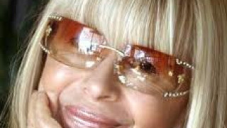 Лили Иванова стана майка! Завеща богатството си на детето!