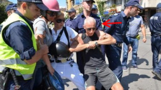 Дими от Биг Брадър на протеста! Полицията го влачи!!
