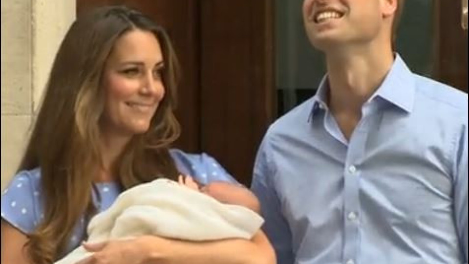 Уилям и Кейт показаха бебето