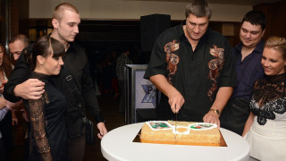 Любо Ганев показа за първи път големите си момчета! (СНИМКИ)