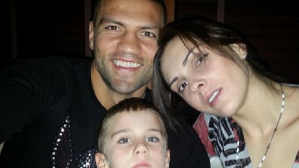 Тервел Пулев и семейството му са заедно - ето къде се скри след ВИП-а! (Първо фото+коментар)