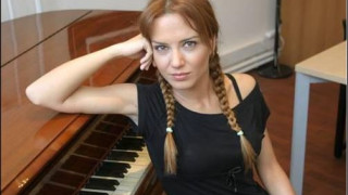 Санем от „Огледален свят“ показа уютния си дом