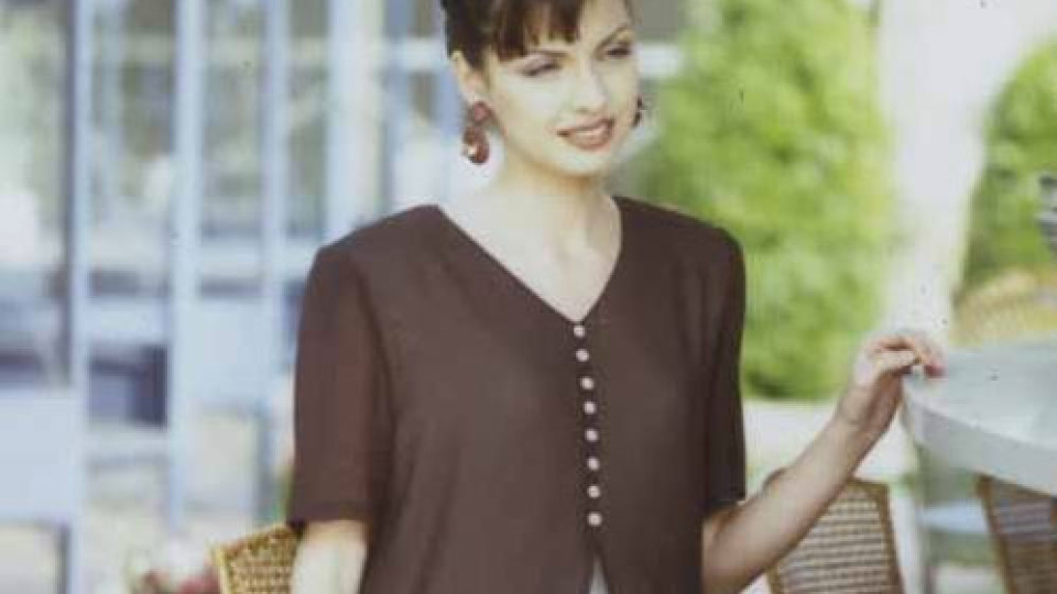 Жени Калканджиева преди 15 години! Красива е, нали?