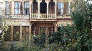 Листопад сниман в дом на 120 години - вижте го отвътре