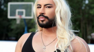 Кончита Вурст с руски еквивалент - Павел Петел (Снимки)