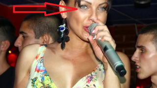 Емануела състарена и с двойна гуша на участие (Снимки)