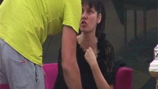 Жени и Тачо се издадоха, че сдобряването им е постановка