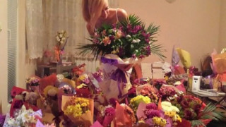 Елена Кучкова живее в евтин дом, купи си и книги
