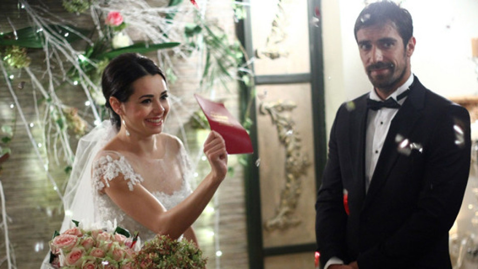 "Милост": Фърат и Нарин се женят, Ърмак проваля сватбата!