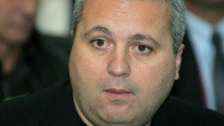 Коко Динев профука парите си за хазарт