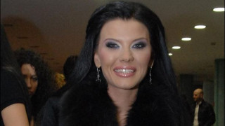 И Теодора напуска "Ара" след скандалите с Алисия: Оставам в САЩ