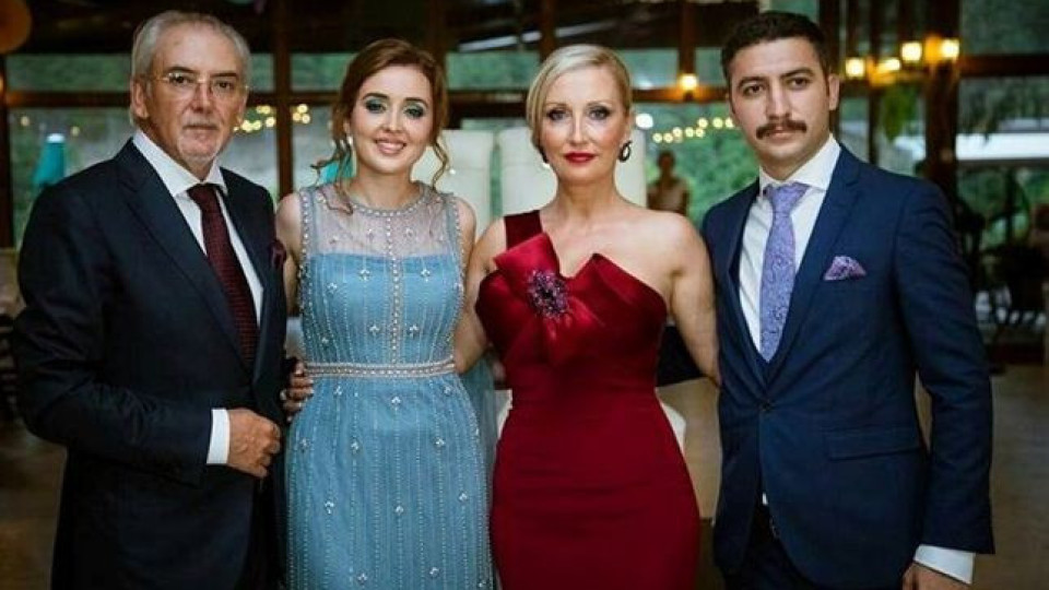 Елиз Местан с нови снимки от сватбата си (Уникални кадри с лидера на ДПС)