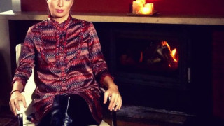 Ирина Тенчева лъже най-нагло! Никой не тормози детето й (Вижте защо си измисля)