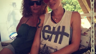 Бременната Златка Димитрова се показа на плажа! (Защо избяга на морето?)