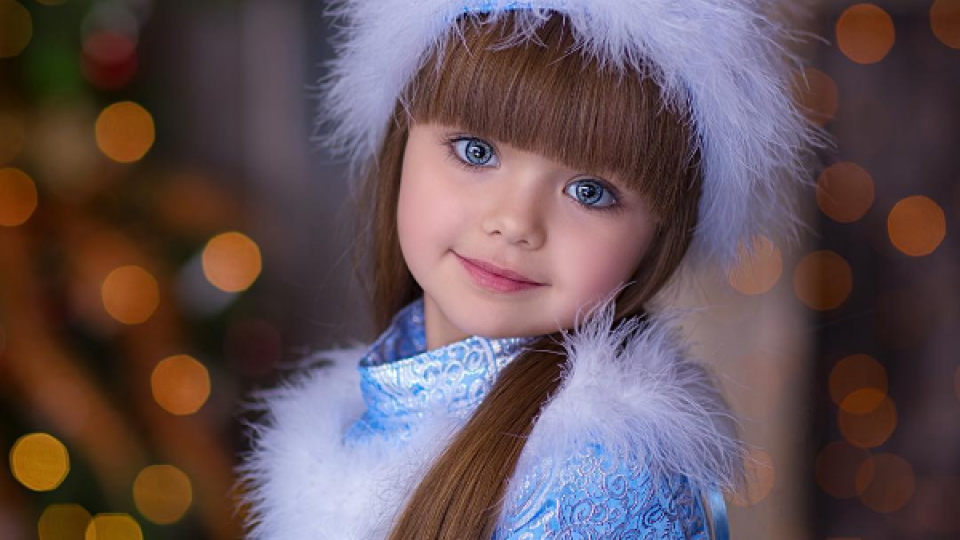 Кристина Пименова засенчена от рускиня (Вижте новото най-красиво дете в света)