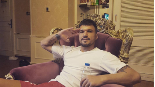 Валери Божинов потъна в невиждан лукс (Вижте как се шири в Китай)