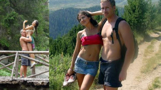Райна окончателно прежали Коцето! (Вижте колко е щастлива с новия си)