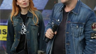 Катя на Асен Блатечки грее на премиерата на "Бензин" (Вижте колко са щастливи - Снимки)