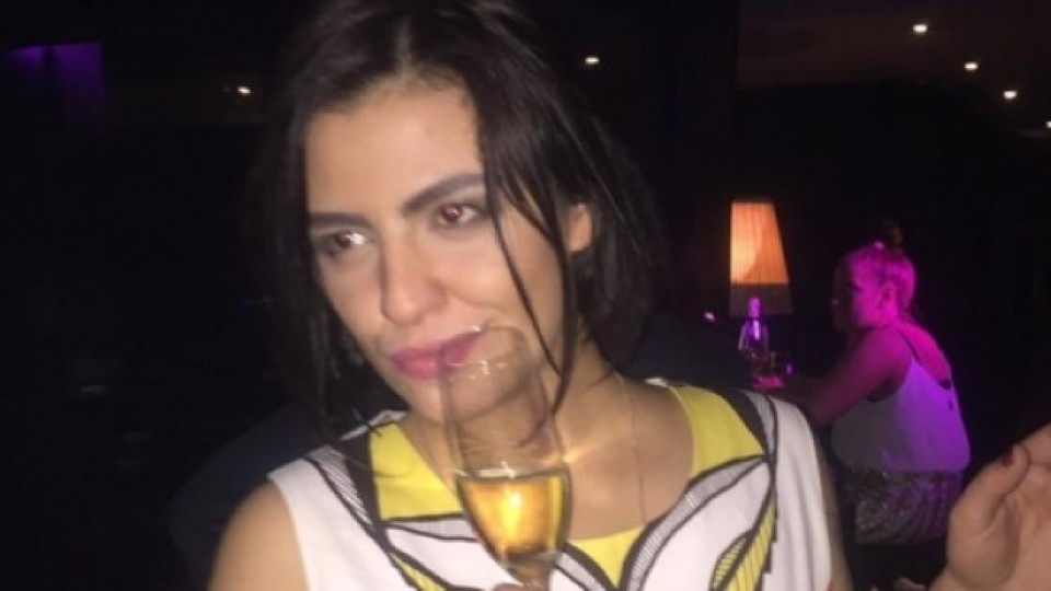 Деси Цонева с брутална пиянска изцепка в дискотека (Вижте как се излага - Снимки)