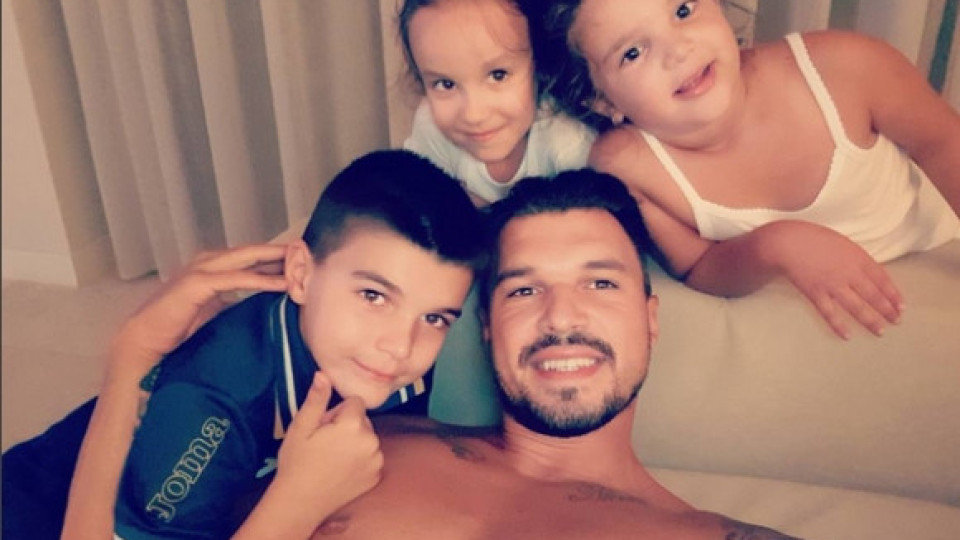Валери Божинов заряза Биляна заради децата си (Вижте как се грижи за Валерко и Никол)