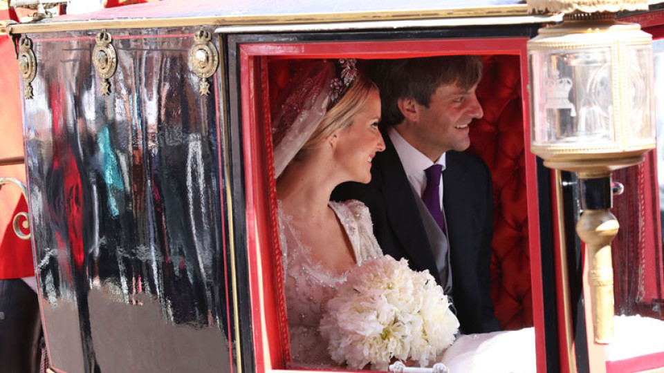 Принцът на Хановер се ожени за своята Пепеляшка със скандал (Снимки + всичко за събитието)