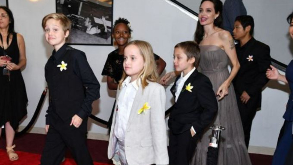 И Вивиан на Анджелина Джоли се превърна в момче! (Покрай актрисата ли откачиха?)