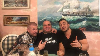 Ти да видиш! Фънки мята гьобеци на участие на Алисия! (Вижте как се забавлява противникът на чалгата)