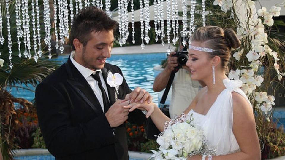 Константин и Надя скрепяват брака си с втора сватба! (Всичко за церемонията)
