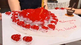 Гала с луксозен купон в "На кафе" за РД (Вижте как отбеляза празника си - Снимки)