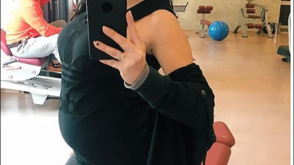 Бременната Лили Ангелова не излиза от фитнеса (Вижте я с наедряло коремче - Фото)