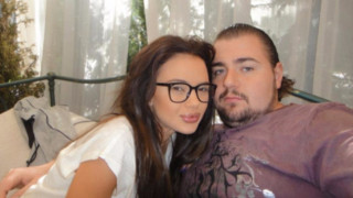 Мария в депресия след сватбата на Гущеров (Вижте как му се обясни в любов)