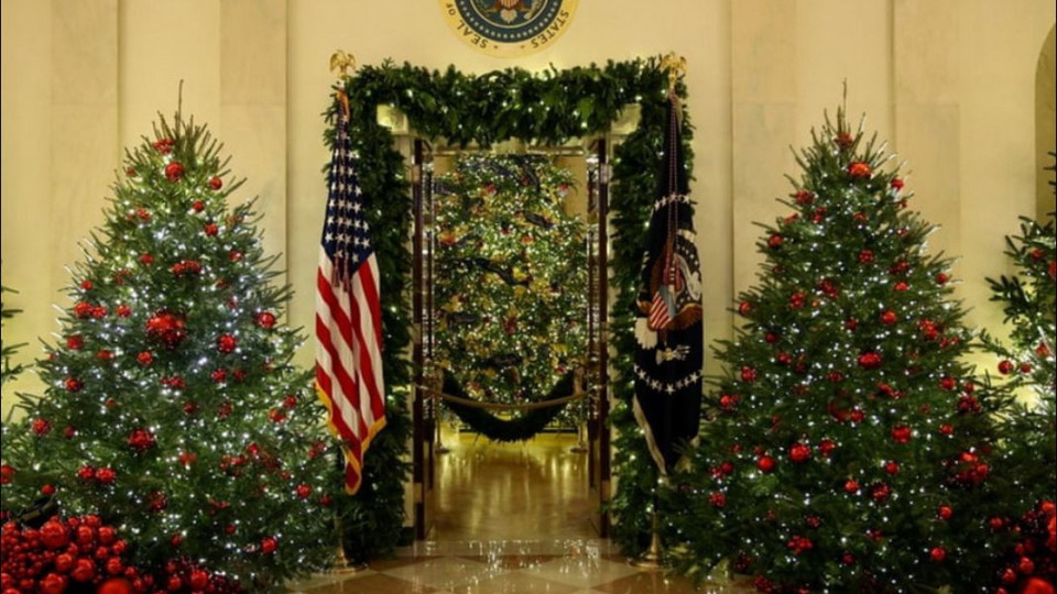 Мелания Тръмп заряза кича за Коледа (Вижте как преобрази Белия дом)