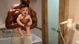 За първи път! Вижте сина на Фики Стораро и Гюлджан (Снимки на малкия сладур)