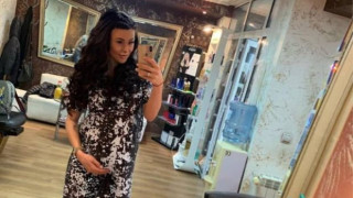 Бременната Светлана Гущерова сияе месец преди раждането (Вижте я с коремче - Фото)