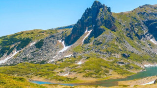 Published in fakti.bg: A lift is under construction and in Switzerland, while it is not allowed in Bulgaria
