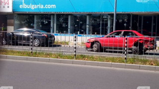 Доктор Енчев в зверско меле в Пловдив (Колата му помляна - Фото от ужаса)
