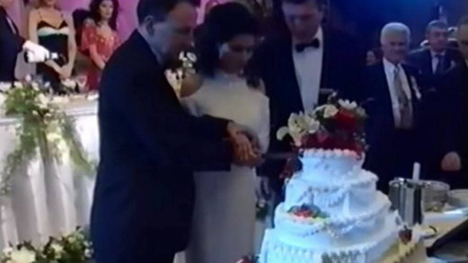 Уникални кадри! Вижте непоказвани снимки от сватбата на Цеца Величкович и Аркан