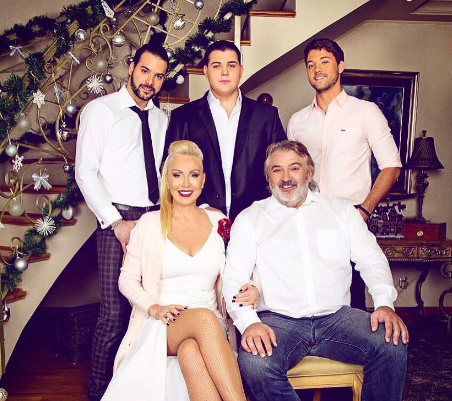 Синът на Лепа Брена показа луксозния им дом снимки: Инстаграм