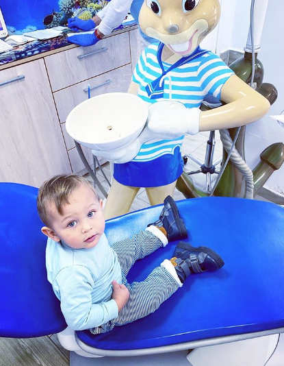 Синът на Антония Петрова най-глезеното ВИП бебе (Водят го вече на фризьор) - Снимка 3
