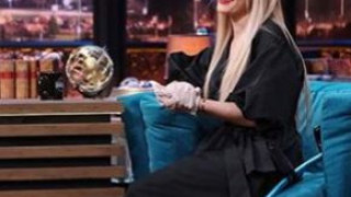 След зверската катастрофа с Дивна: Кристин Илиева се учи да кара кола (Моделката още ходи с патерици)