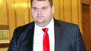 Делян Пеевски дари над 2 милиона лева в битката с COVID-19 (Бизнесменът с поредно щедро дарение)