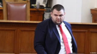 Делян Пеевски остави Црънча на Пазарджик, кметът му благодари!