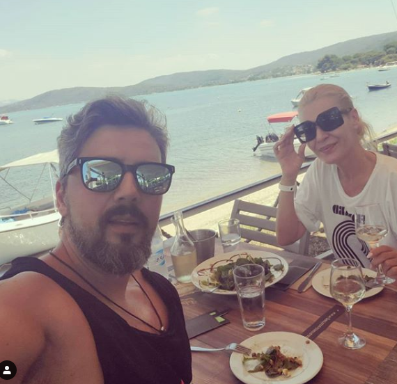 Гала си лекува нервите на почивка в Гърция (Вижте къде се покри след сеира с Ева – Снимки)