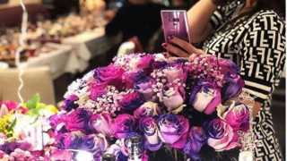 Емануела цака Елвиса с ново гадже, заби млад бизнесмен (Вижте как я глези новият й - Фото)