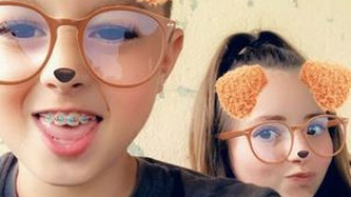 Синът на Емилия се фука с гадже (12-годишният Иван обяви, че вече си има сериозна връзка - Фото)