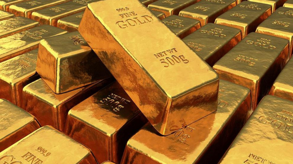 Нагоре или надолу: Каква е тенденцията в цената на златото?