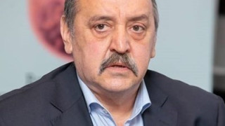 Проф. Кантарджиев обясни как да "изчистим" евентуално заразена с Ковид-19 храна!