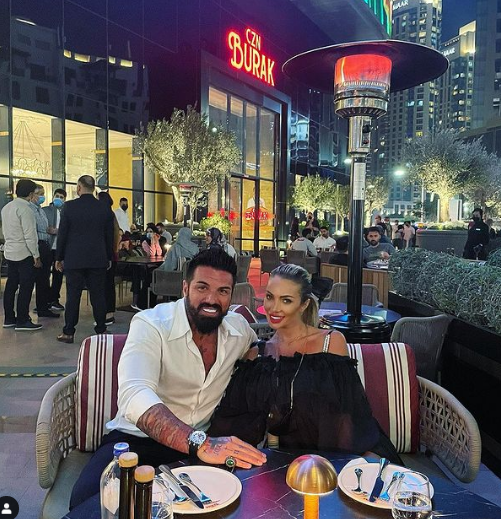 Златка Райкова и Благо се глезят с лукс почивка в Дубай (Вижте как се забавляват – Снимки)
