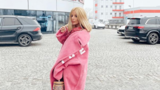 Светлана Гущерова се фука с дрехи за 10 бона (Моделката се кипри само с маркови дрехи - Фото)